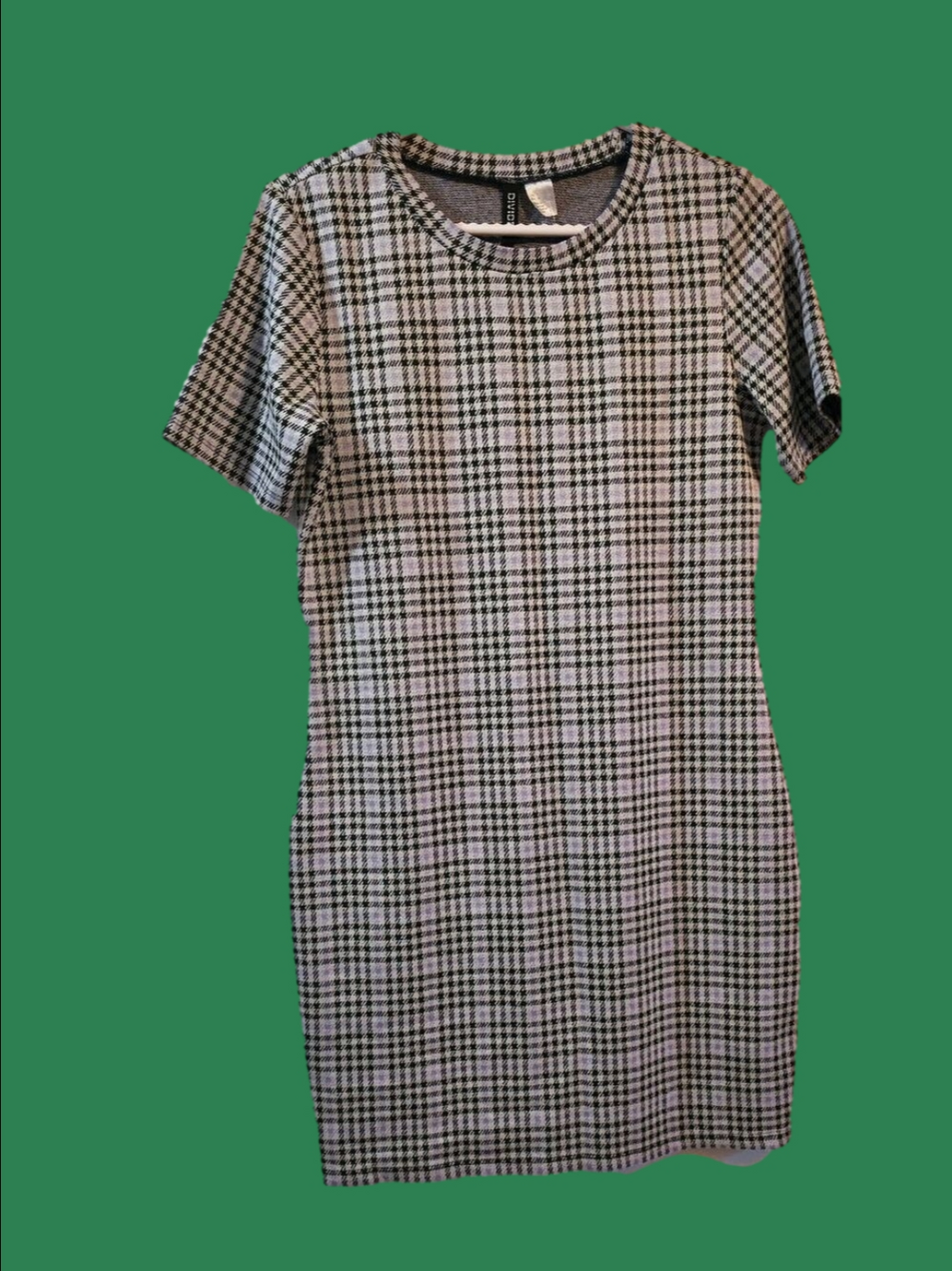 4/$67 Deal! Divided Plaid Short Sleeve Midi Dress in Black and White